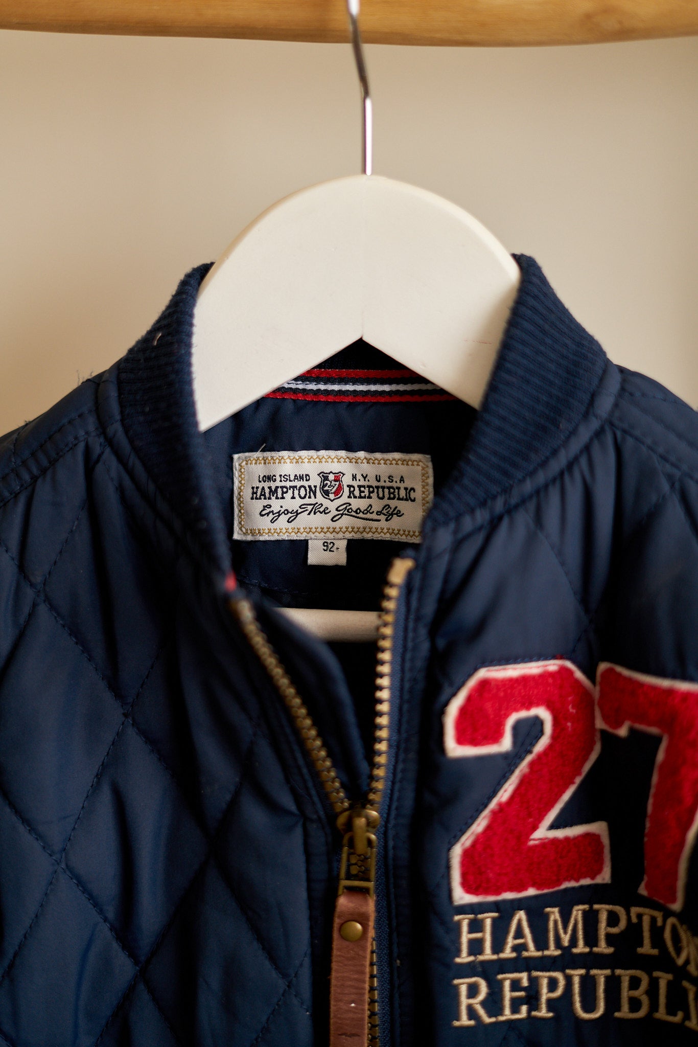 Striukė - HAMPTON REPUBLIC