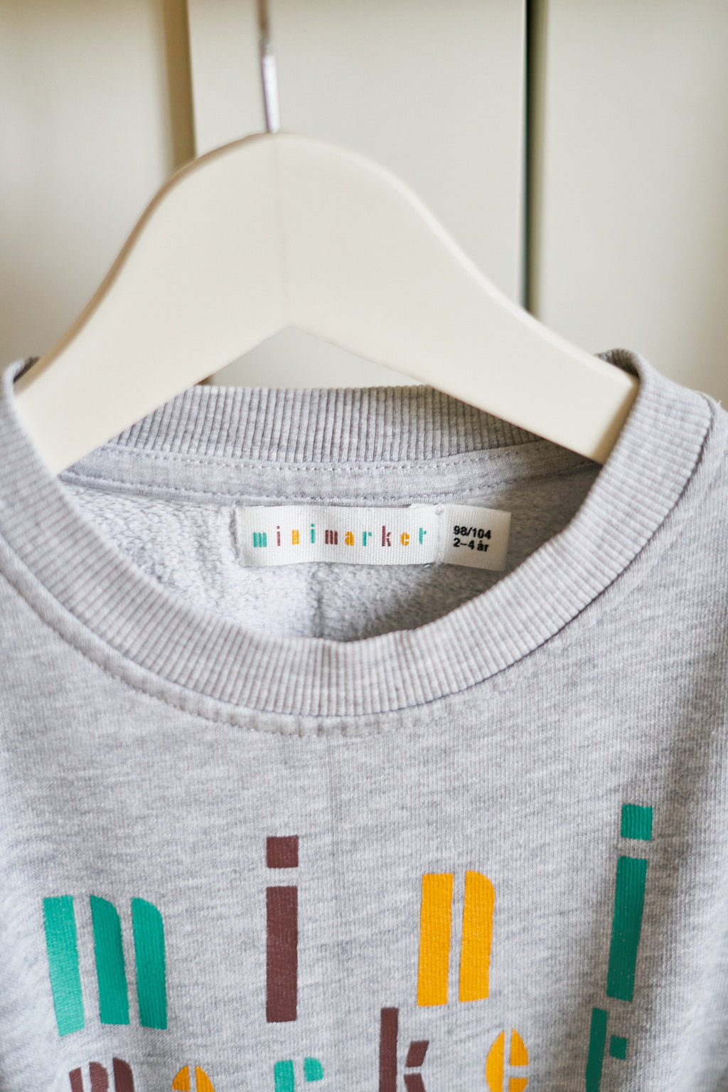 Džemperis - MINIMARKET