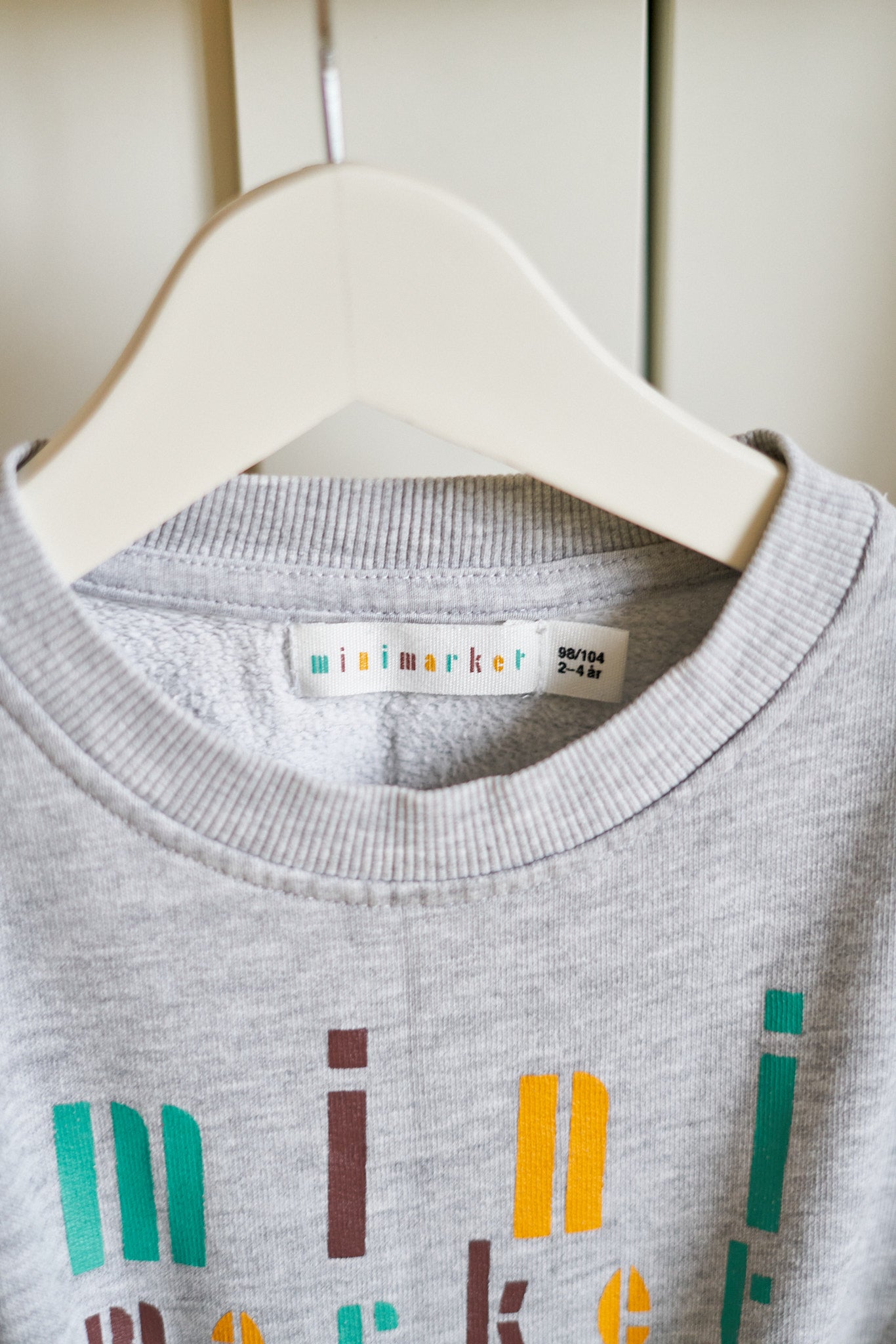 Džemperis - MINIMARKET