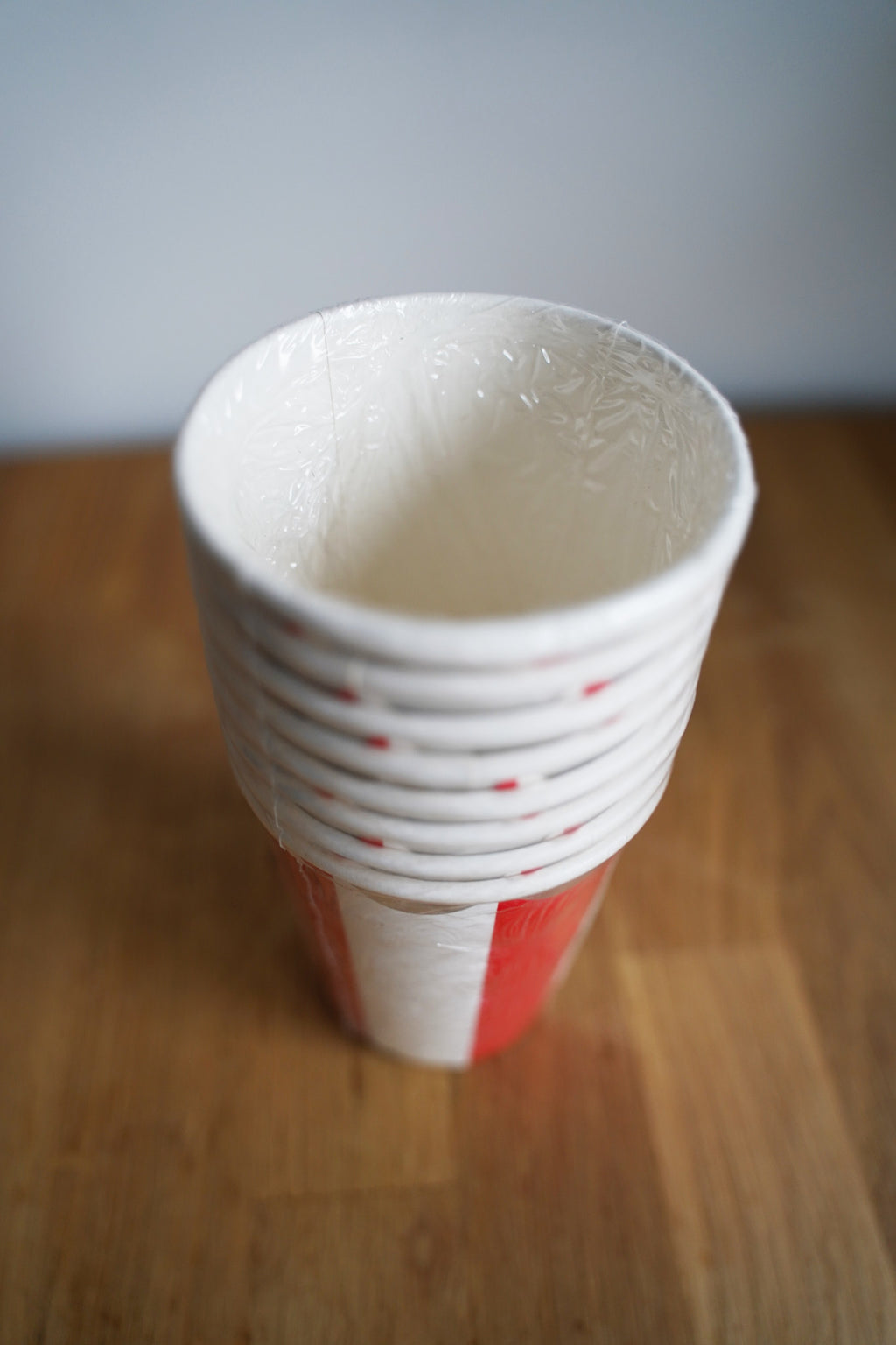 Popieriniai puodeliai 8vnt.