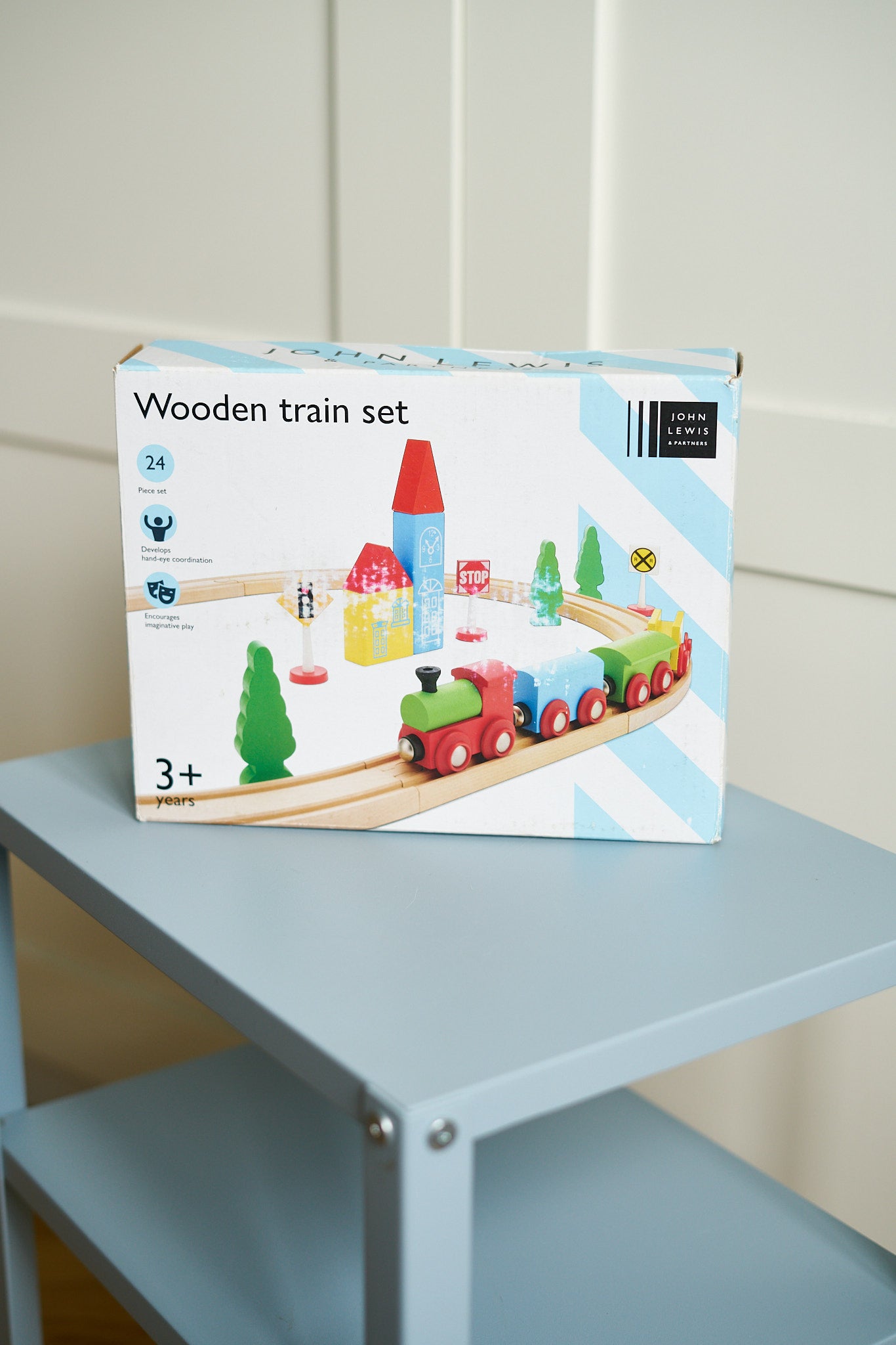 Medinis traukinio rinkinys