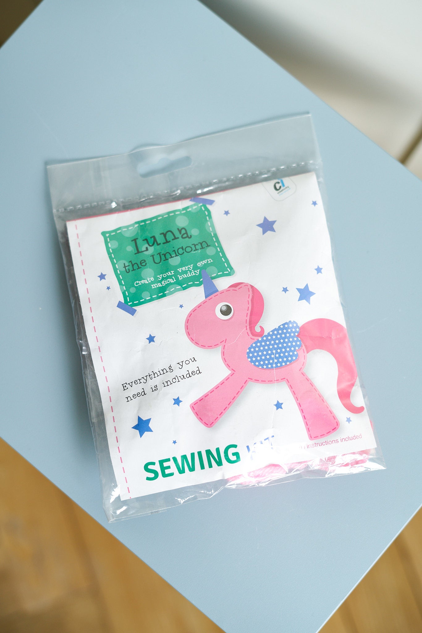 Rankdarbių rinkinys - vienaragis