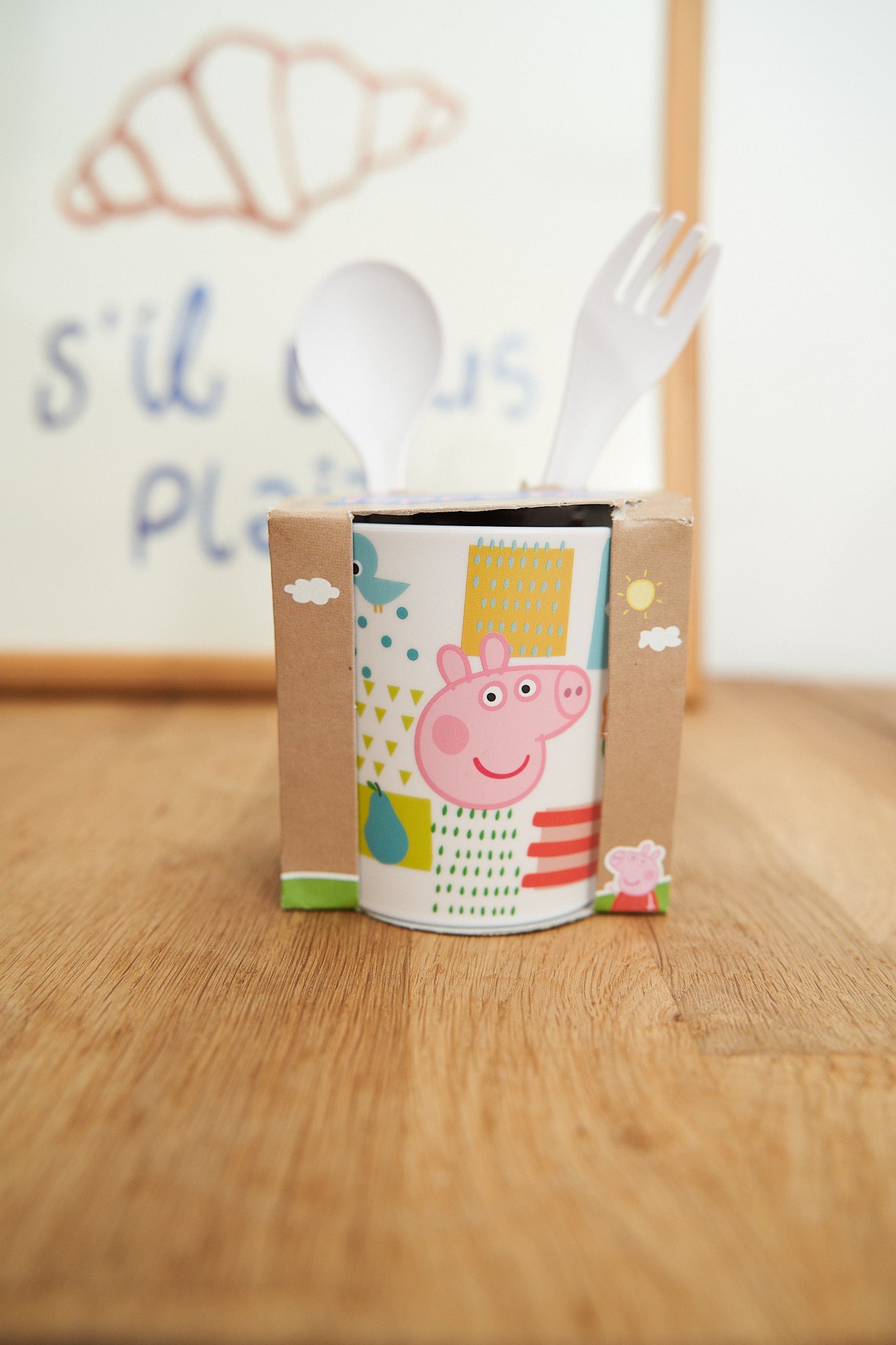 Puodelio ir įrankių rinkinys