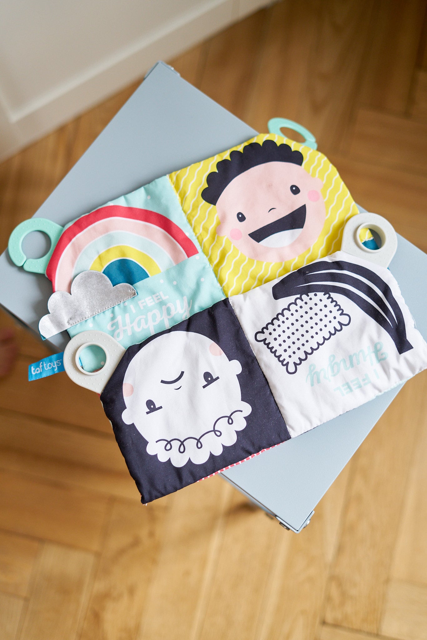 Minkštas žaislas kūdikiui