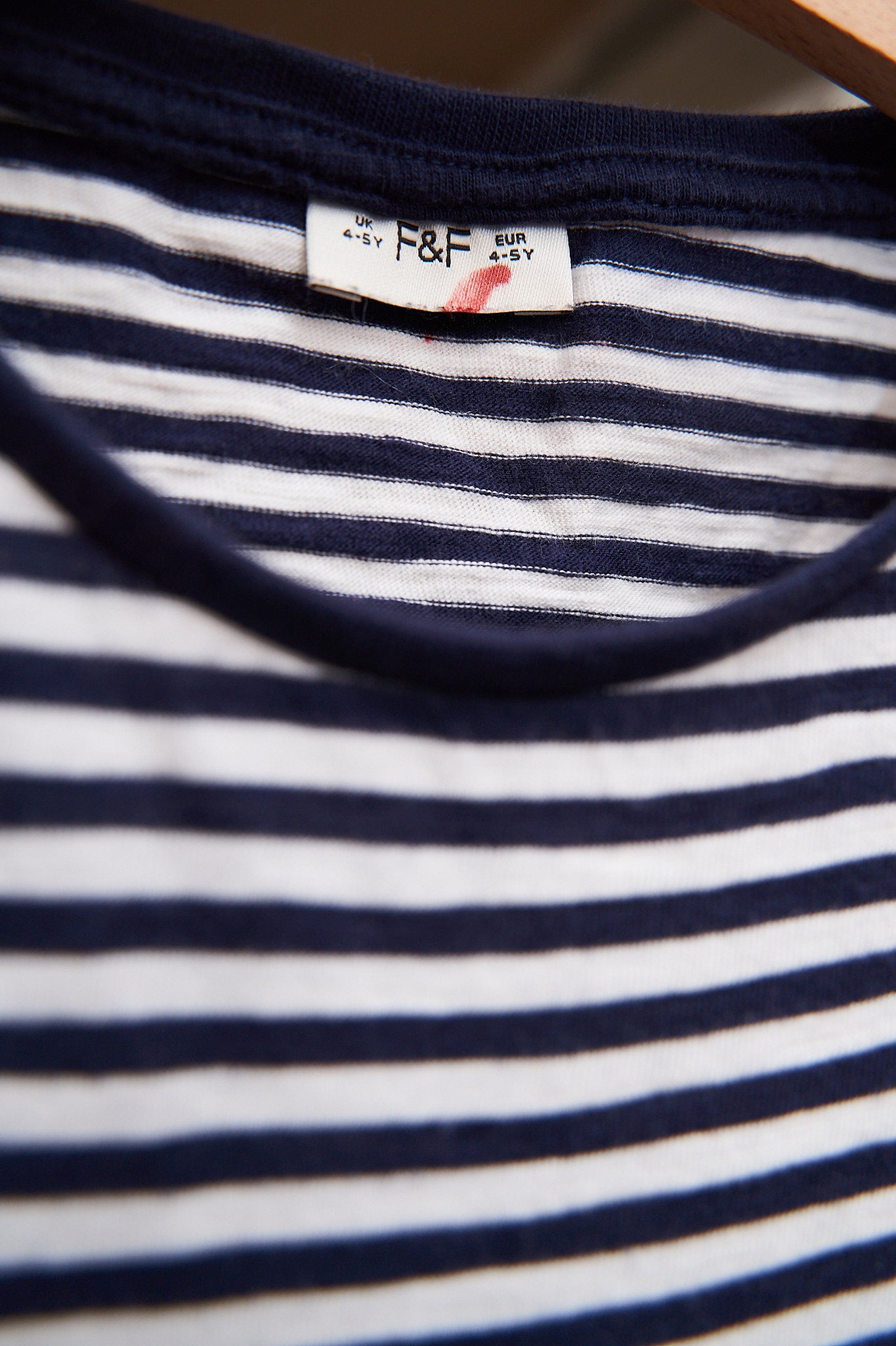 Marškinėliai ilgomis rankovėmis