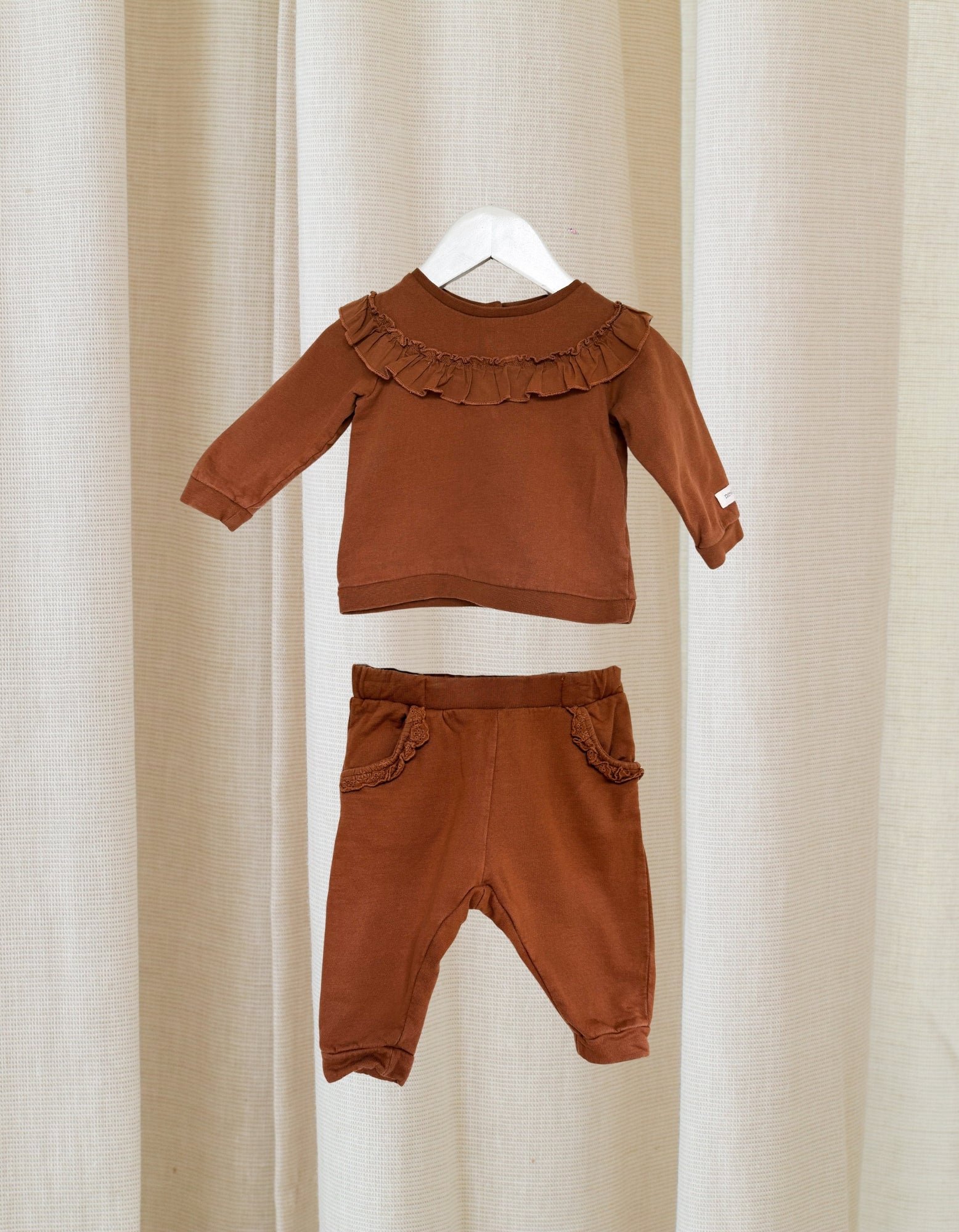 Kostiumėlis - NEWBIE