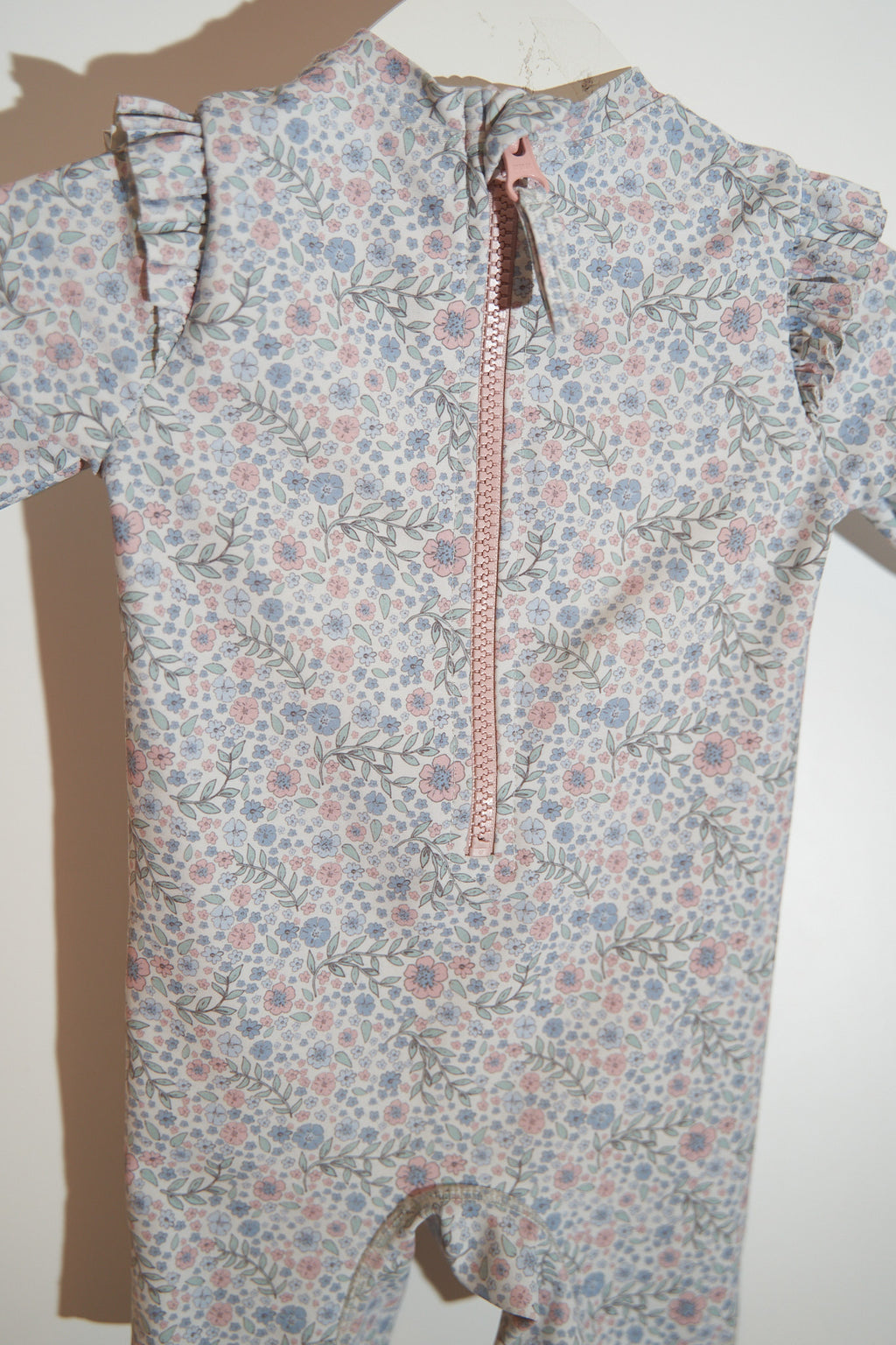 Maudymosi kosiumėlis - H&M