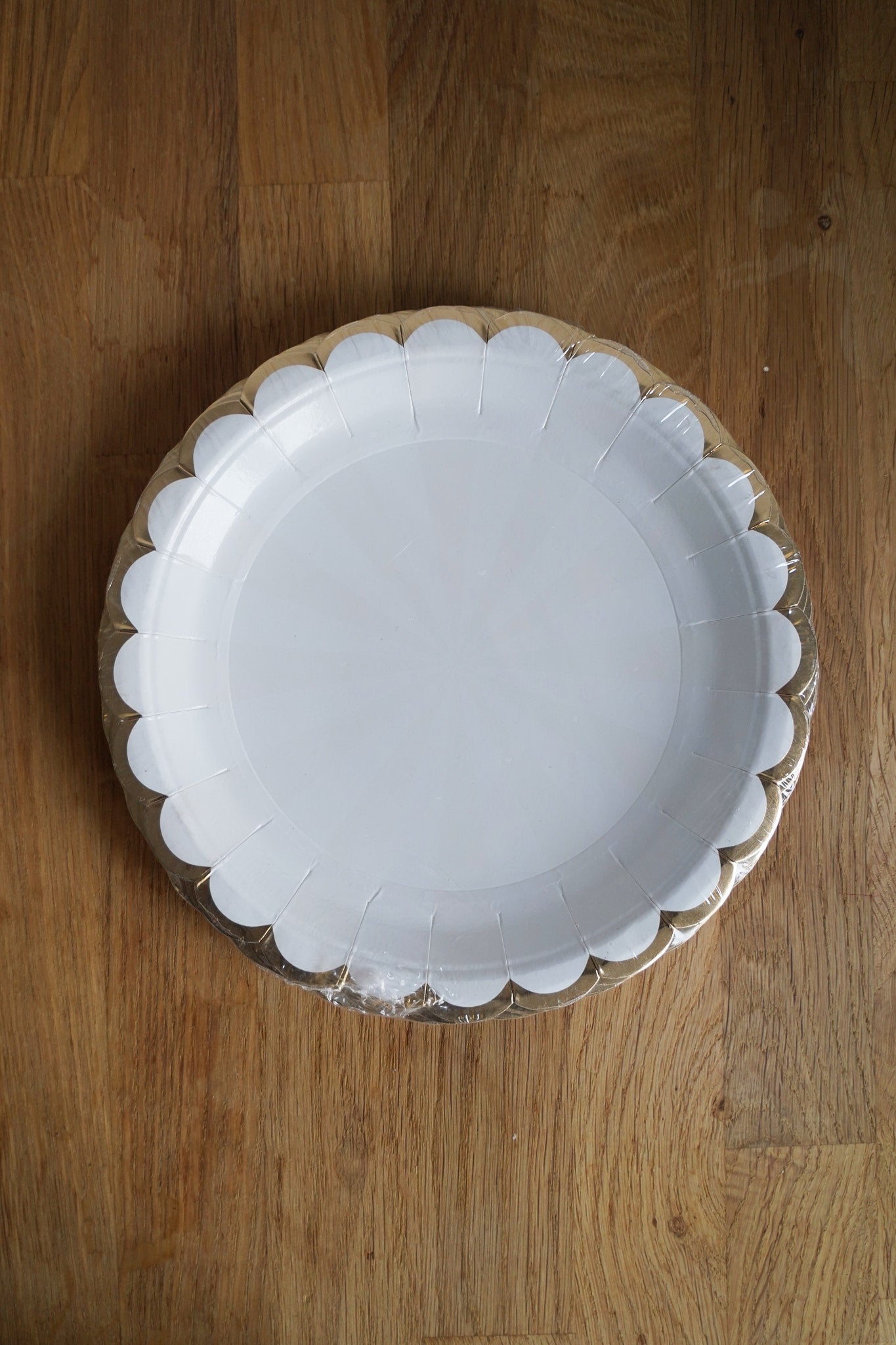 Popierinės lėkštės 8vnt.