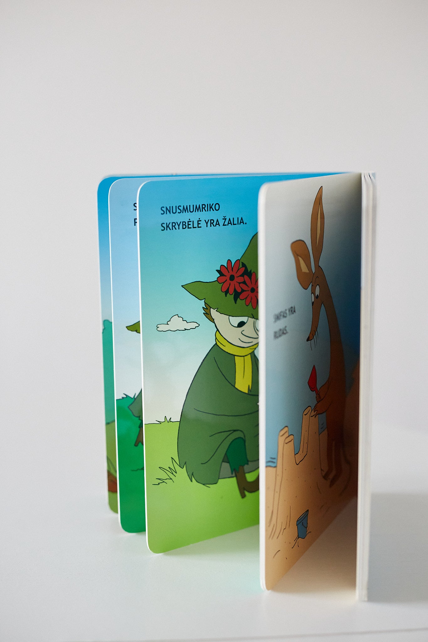 SPALVINGAS MUMINUKŲ SLĖNIS